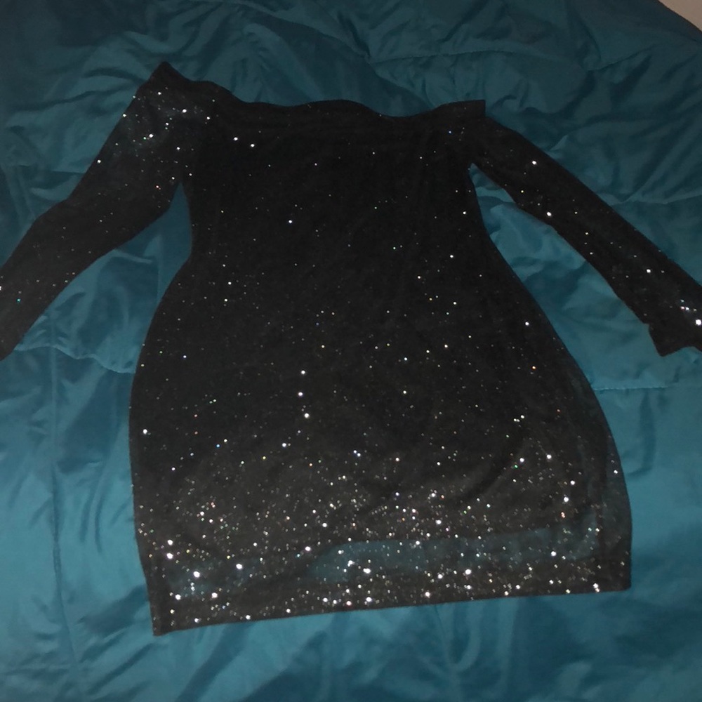 Sparkling off the shoulders (little black dress)